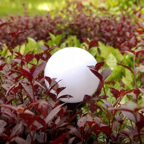 Lampki ogrodowe solar wbijana kula 10 cm